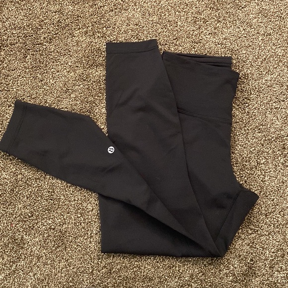 Lululemon wunder train contour fit leggings - Picture 2 of 3